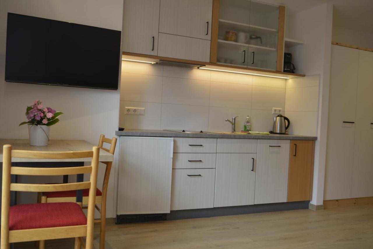 Haus Talblick "Wallbug" Ferienwohnung 1 나투르노 외부 사진